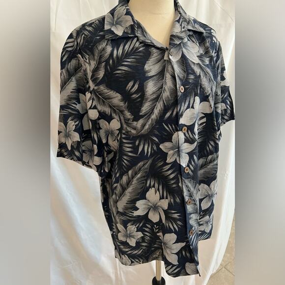 Caribbean Joe Men’s Shirt Blue Floral Silk Pockets Button Up Short Sleeve M - Picture 2 of 8